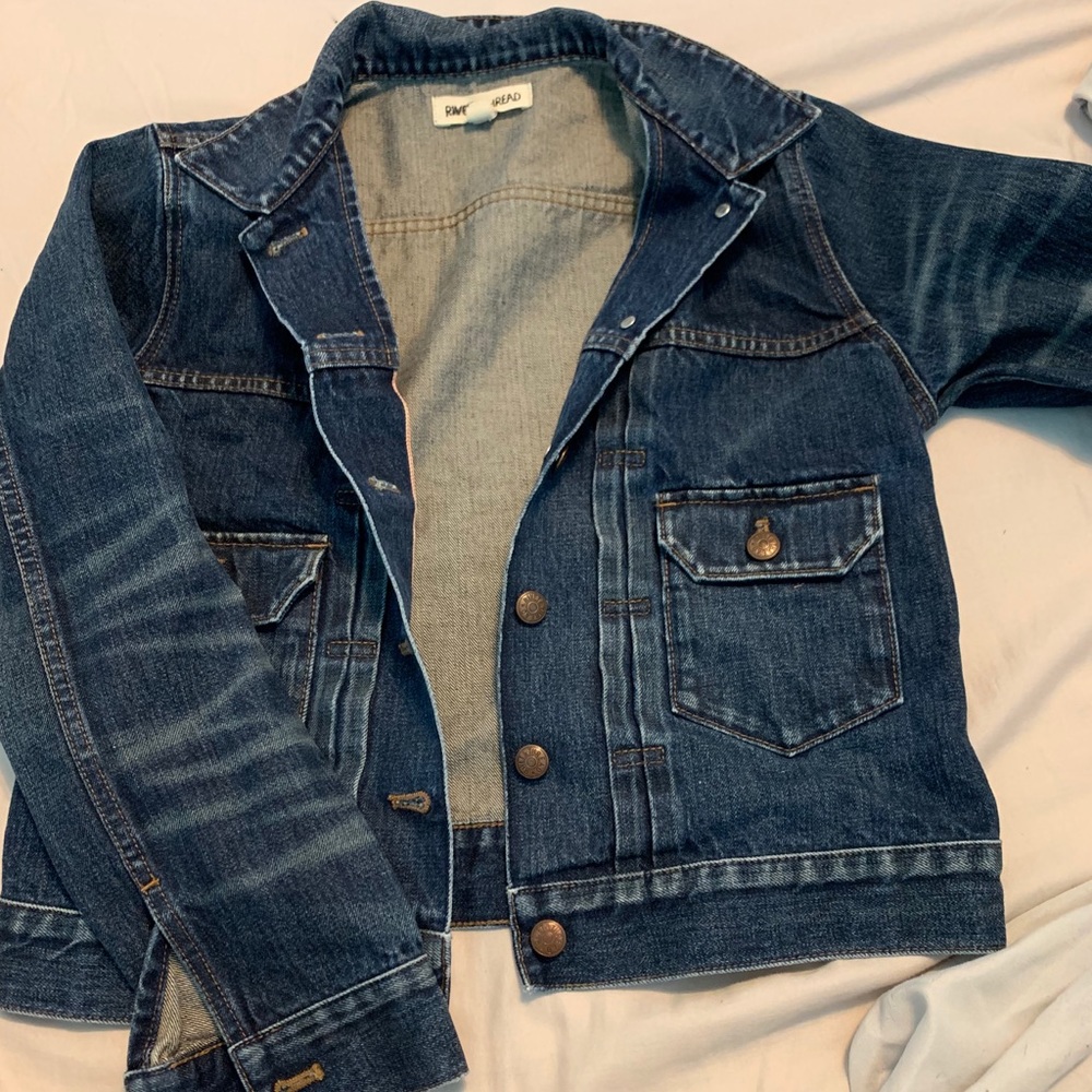 Jean jacket. - Picture 3 of 3